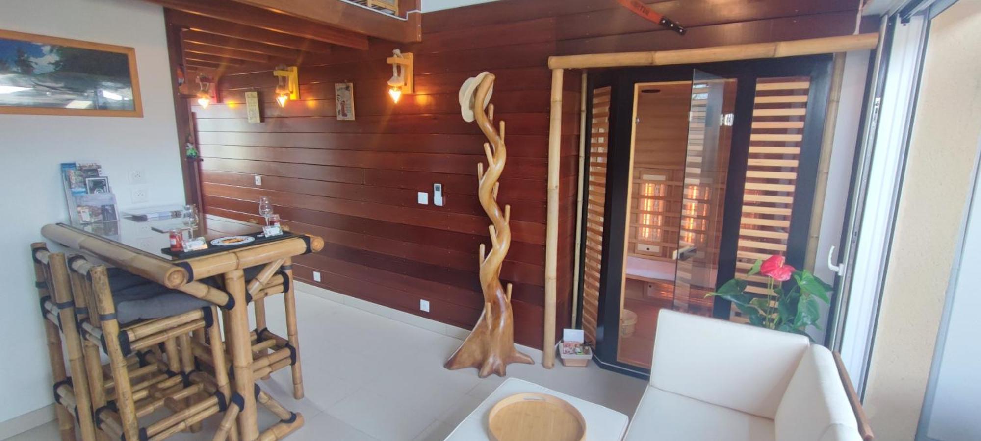 La Kaz Rhumantique Sauna And Spa Privatif La Riviere-Saint-Sauveur Exterior photo